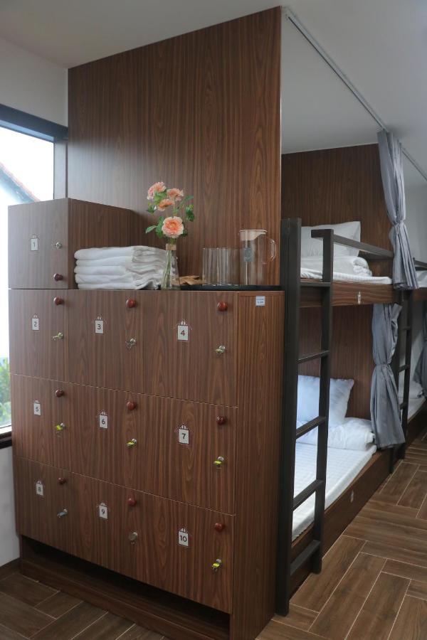 La Nha Homestay Hue Exterior photo